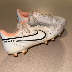 Nike Tiempo Cleats boys size 3Y white peach black